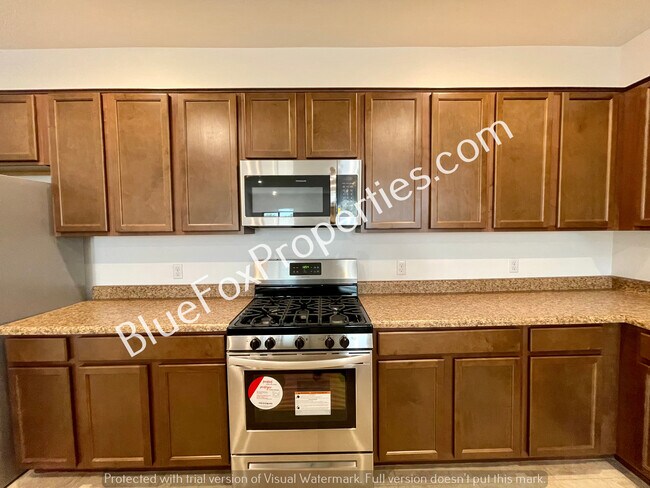 Building Photo - 6305 E Desert Peak Dr
