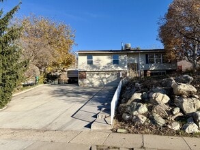 Building Photo - 1290 N Winston Dr