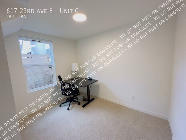 Building Photo - Madison Valley New 2 bed / 2 bath Townhous...