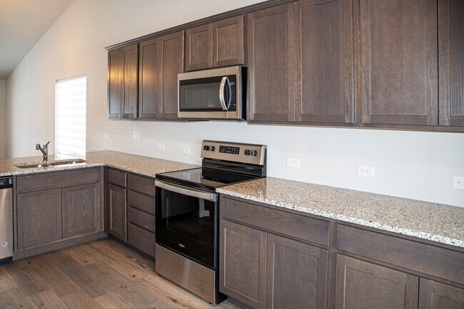 Foto del edificio - 4011 Ivy Hill Dr