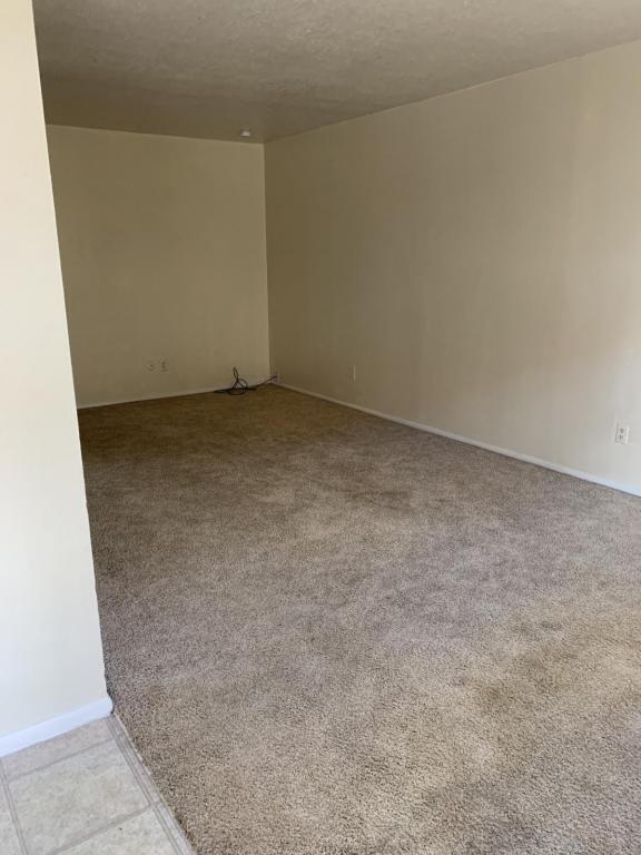 Foto del edificio - 3409 Crest Ave