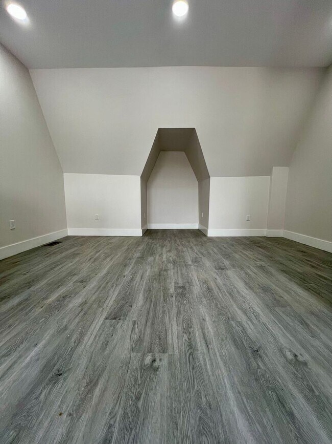 Foto del edificio - 32 S 62nd St