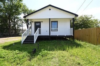 Building Photo - 1419 E Victorson Ave