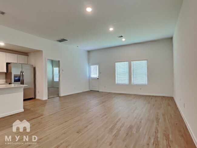 Foto del edificio - 4247 Briarstone Knl Trl