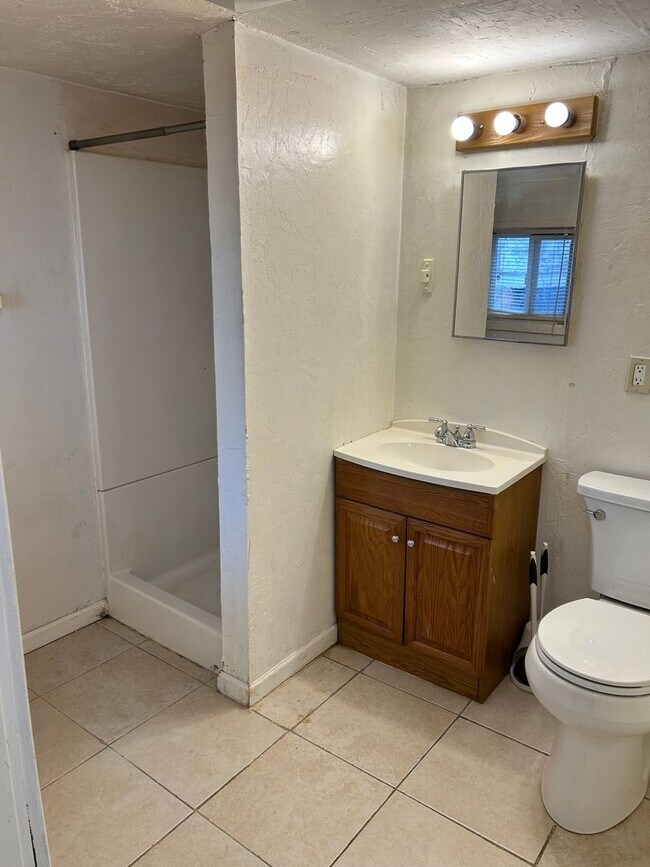 Foto del edificio - Great Studio, Available Now!