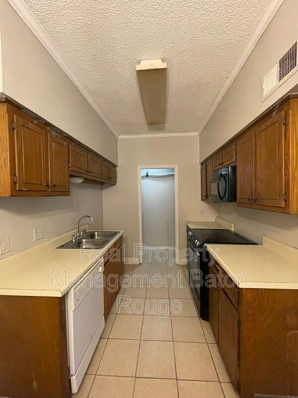 11615 Sherwood Valley Ct Unit A, Baton Rouge, LA 70816 Condo for Rent