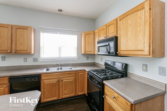 Foto del edificio - 5335 Kidwell Cir
