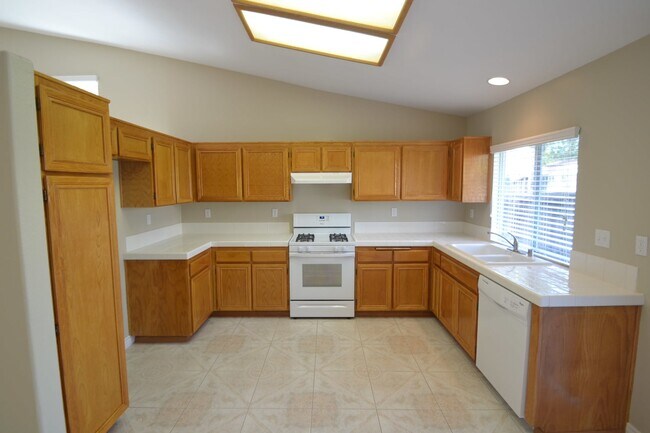 Building Photo - 2186 Carefree Way