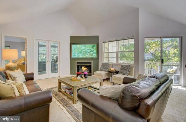 Living Room View 2 - 5829 Wyndham Cir
