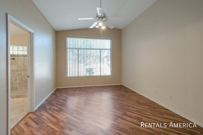Building Photo - Las Casitas del Sur in Chandler