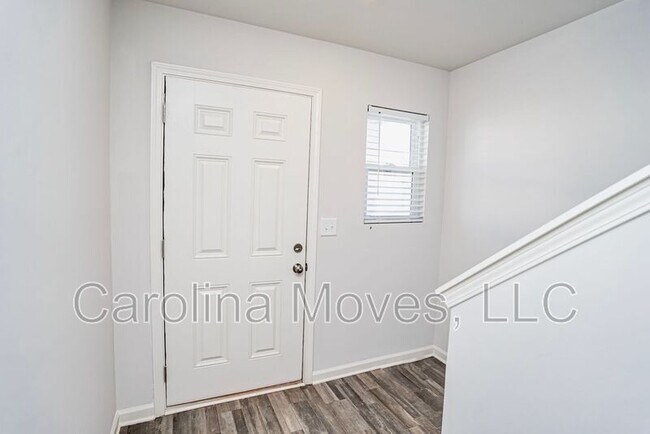 Building Photo - 626 Farmstead Trail