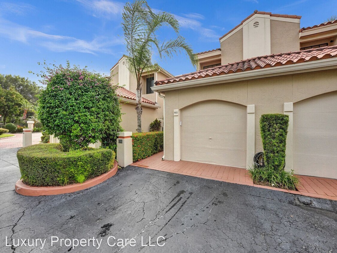 2 br, 2 bath House 6070 Verde Trail S Un... House Rental in Boca Raton, FL