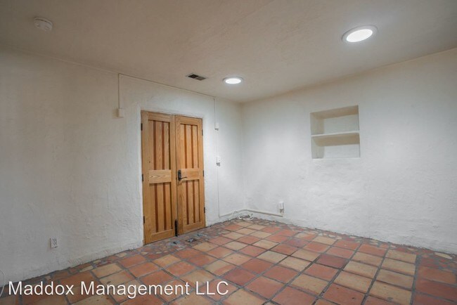 Foto del edificio - 2 br, 1 bath Apartment - 902 Edith Blvd NE