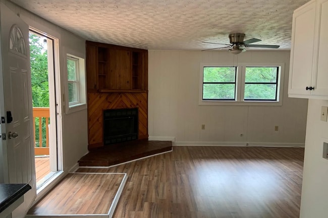 Photo - 407 Pless Rd Apartment