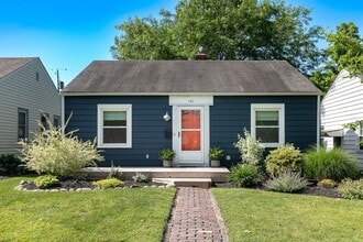 Building Photo - 343 E Royal Forest Blvd