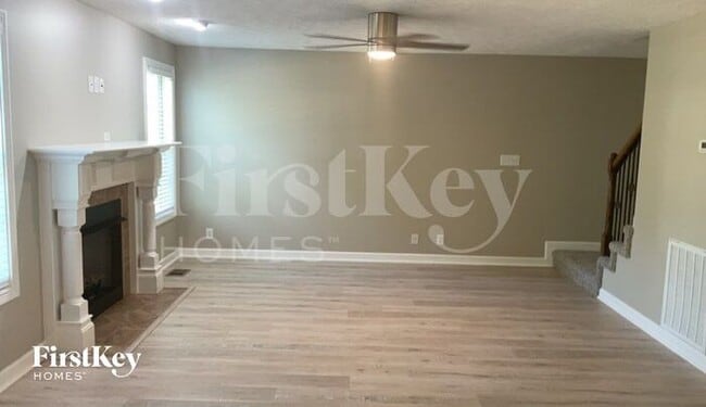 Building Photo - 3651 Fox Tail Dr