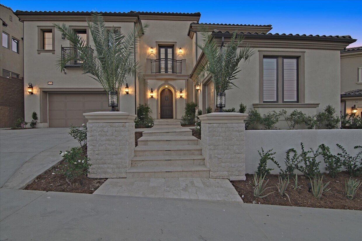 11716 N Manchester Way, Los Angeles, CA 91326 House for Rent in Los