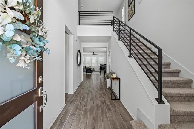 Foto del edificio - 9105 Garnet Dr