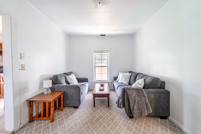 ¡Excelente residencia para estudiantes! - 156 West End Ave