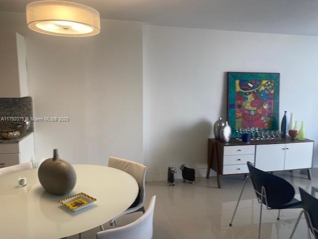 Foto del edificio - 2801 NE 183rd St