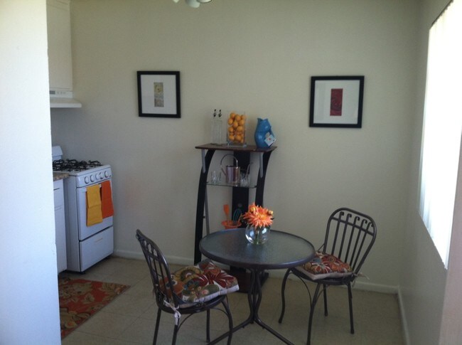 Foto del edificio - 46601 Arabia St