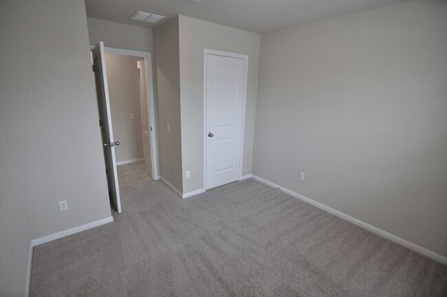 Building Photo - Spacious One-Story Home in Prime Hutto Loc...