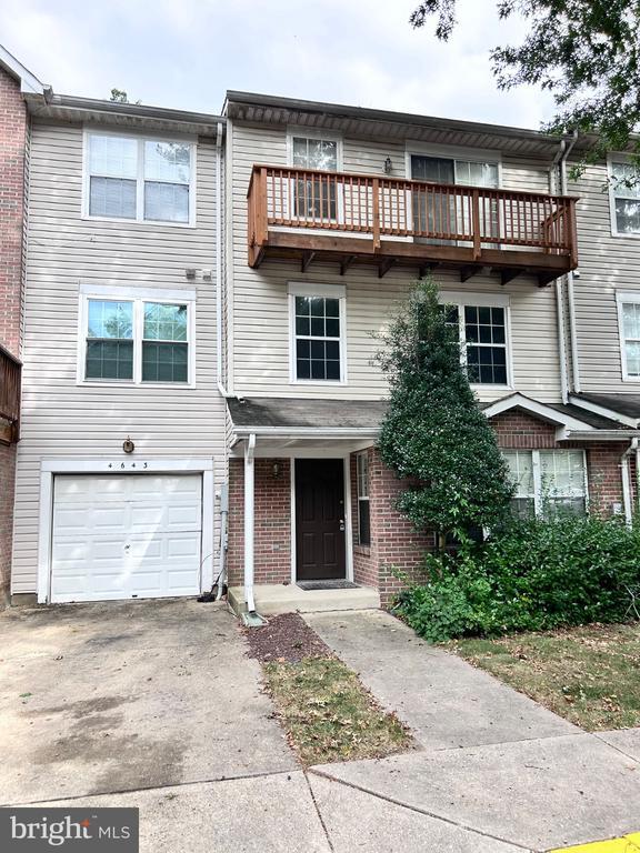 Building Photo - 4643 Deepwood Ct