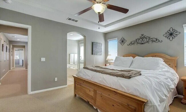 Building Photo - 35721 Sundew Ln