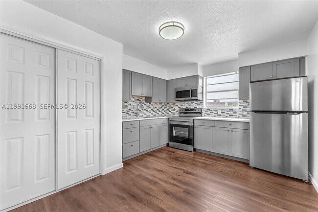 Foto del edificio - 3750 SW 59th Terrace