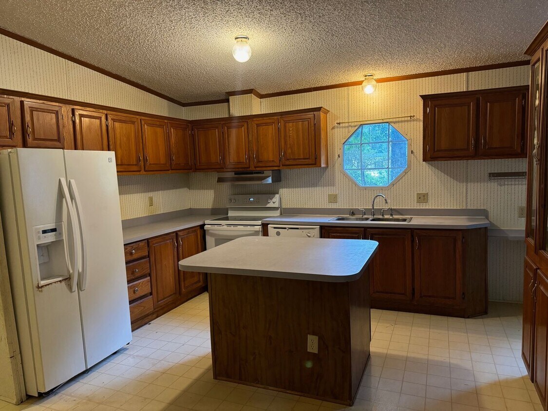 Building Photo - Rental in Wakulla Station