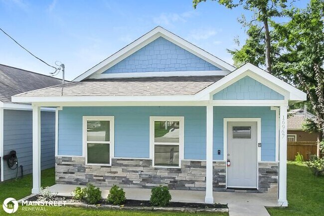 Building Photo - 16967 W IVANHOE, MONTGOMERY, TX 77316