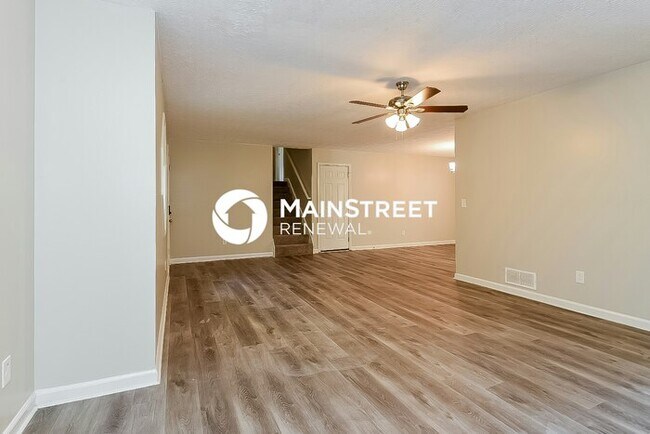 Building Photo - 3 Bedroom Pet-Friendly Home in Kennesaw, G...