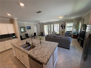 Building Photo - 4284 Raffia Palm Cir