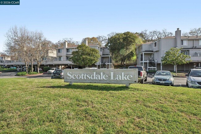 Foto del edificio - 2 Lakeview Ct
