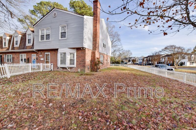 Foto principal - 2259 Sedgewick Dr