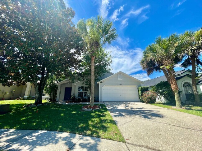 Building Photo - Move in Ready 4/2 Home in Waterford Lakes!