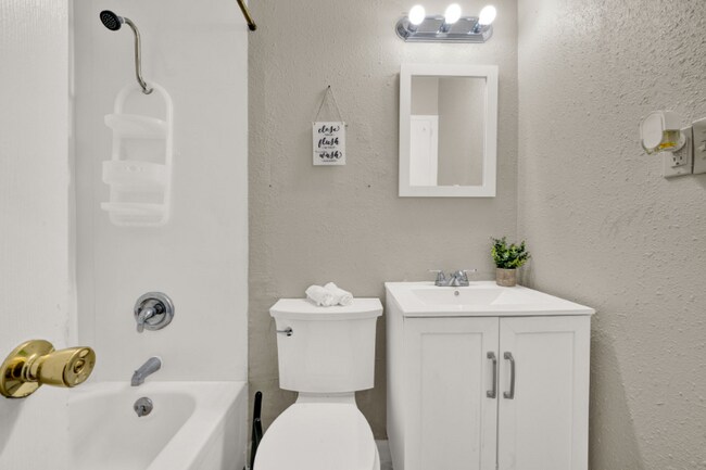 Photo - 313 Deborah Dr House