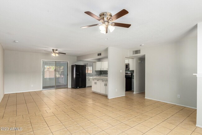 Building Photo - 6536 W Turney Ave