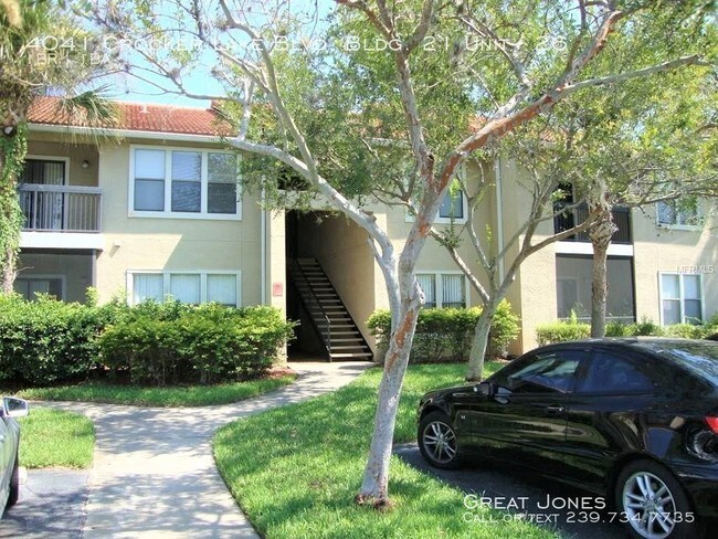 Building Photo - 4041 Crockers Lake Blvd