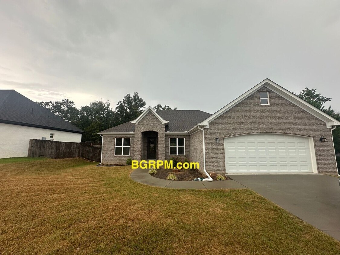 Foto principal - 4 BD 2 BA