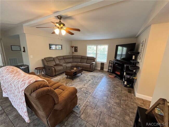 Foto del edificio - 90 S Allman Terrace