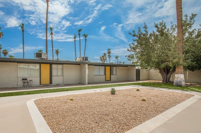 Building Photo - Casa Cibola