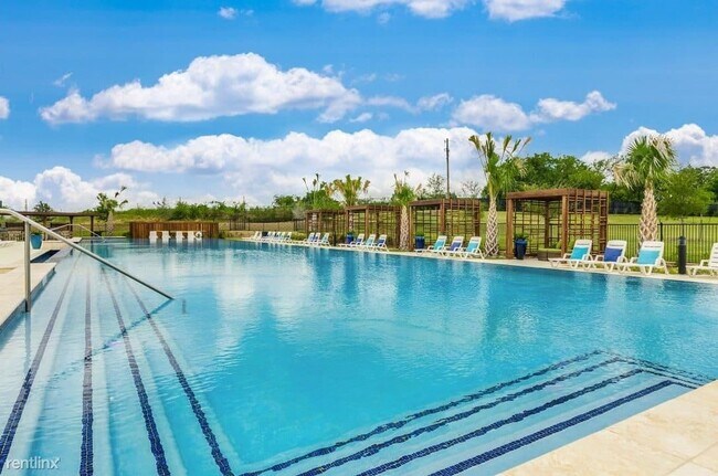 Foto del edificio - 2 br, 1 bath Condo - 26850 East US 380 Fla...