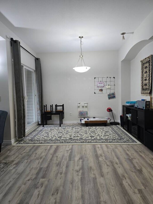 Photo du bâtiment - 23233 Kanaka Way