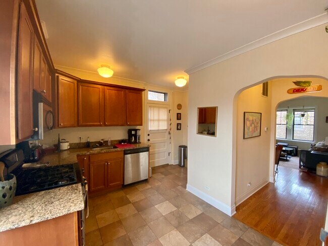 Foto del edificio - 4816 N Hermitage Ave