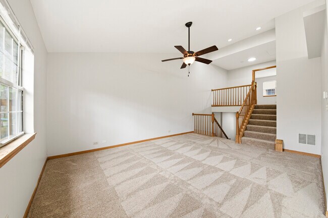 Foto del edificio - 615 Buckskin Ln