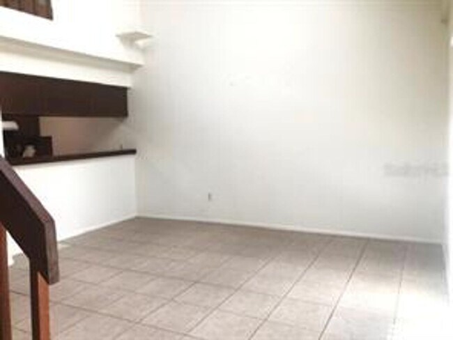 Foto del edificio - 2 Bedroom /  2 Bath Townhouse in Orlando - Available Now!