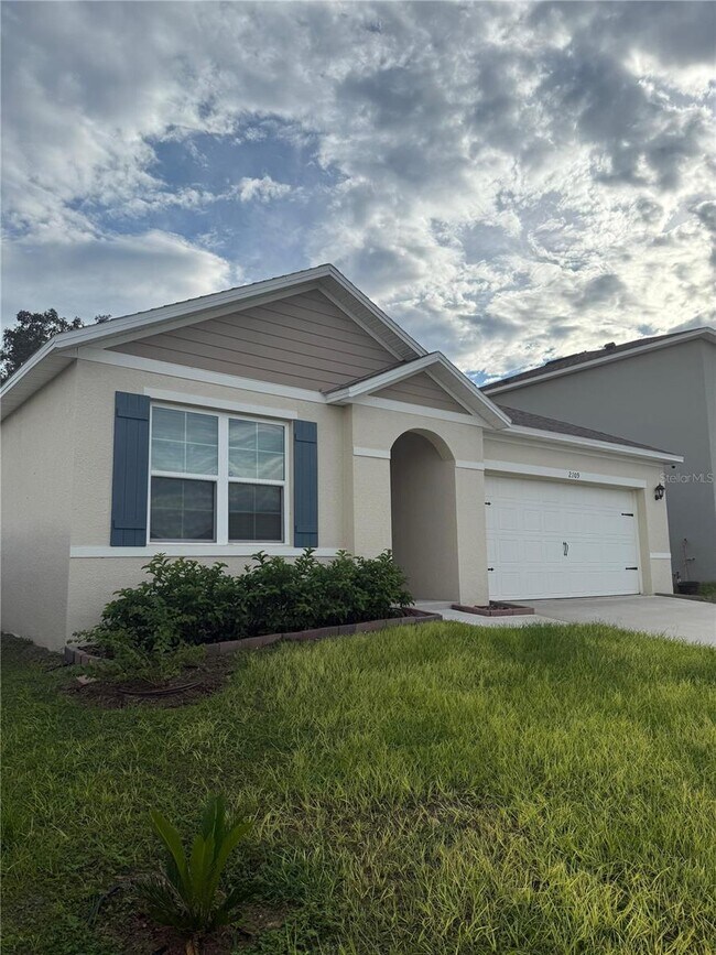 Foto del edificio - 2109 Doe Run Dr