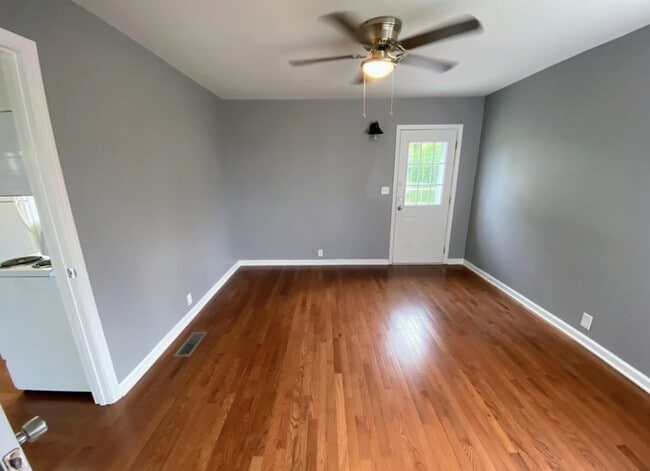 Photo - 218 Walcott Dr House