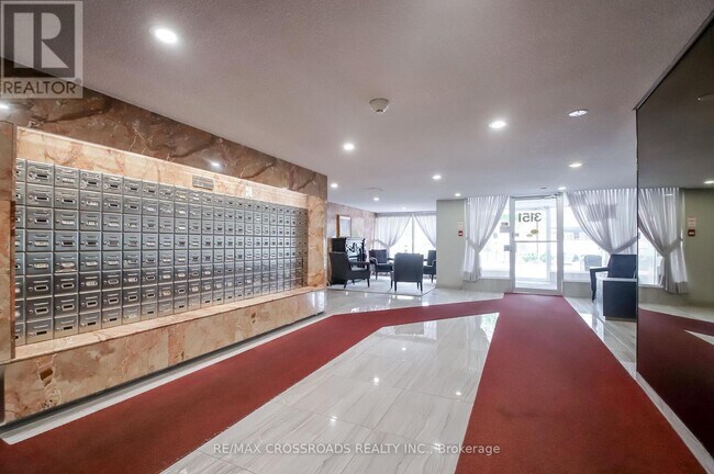 Building Photo - 3151 Bridletowne Cir